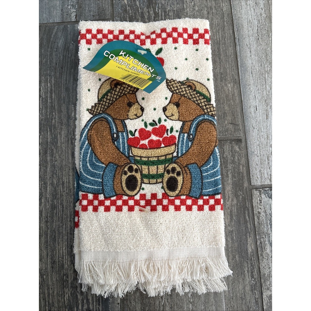 Kitchen Compliments Hand Towel Bear Picnic Hearts USA NEW